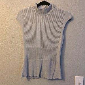 Beautiful and comfortable size L blouse.